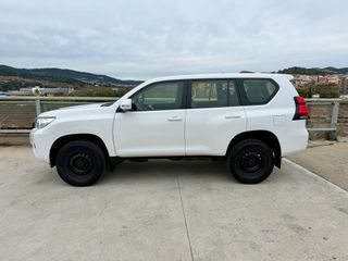 Toyota Land Cruiser 150 2020