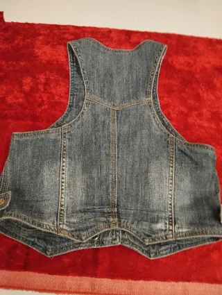 Chaleco vaquero crop talla M