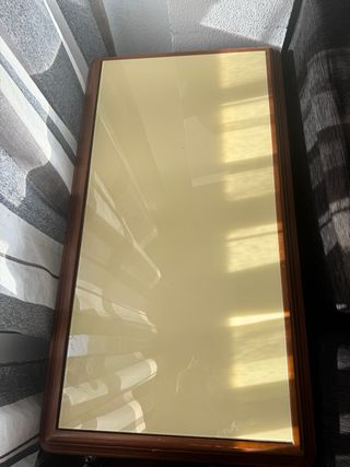 Mesa auxiliar antigua de madera y cristal