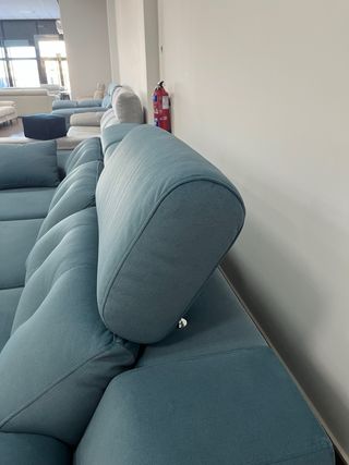 SOMOS TIENDA, A ESTRENAR SOFÁ CHAISELONGUE 290x175