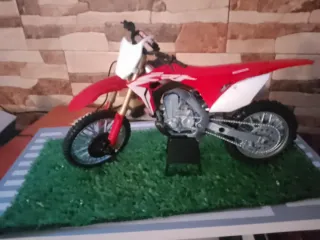 Moto a escala 1/12 Honda CRF