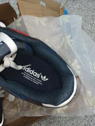 Adidas ZX 750 Zapatillas Negras y Azules