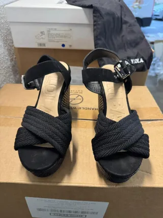 Bimba y Lola Zapatos T.38 Negros