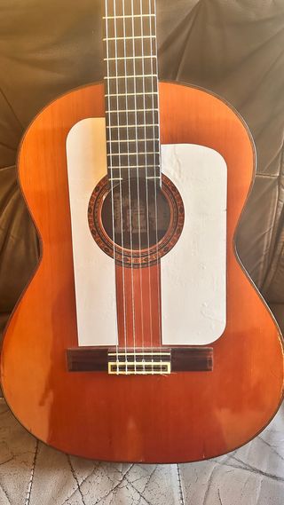 Guitarra FLAMENCA / CLASICA / ESPAÑOLA