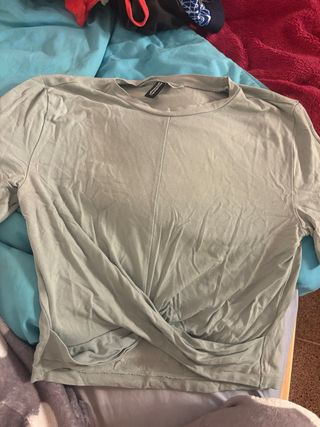 Camiseta H&M manga corta verde militar