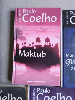 Biblioteca Paulo Coelho