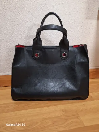 Bolso Prada Negro y Rojo