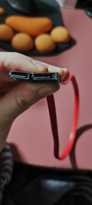 Cable SATA 3 Rojo.