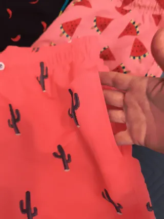 3 Bañadores Chico con diferentes colores y dibujos