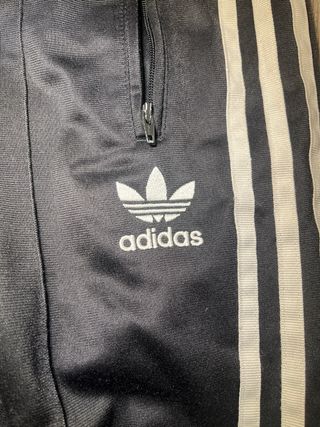 Pantalones Adidas negros con rayas