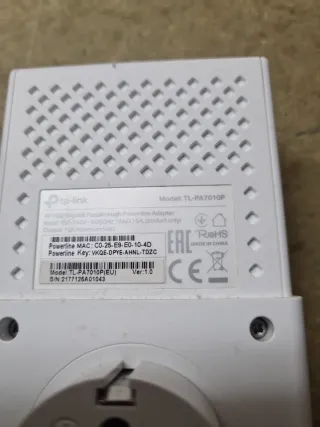 2 x TP-Link TL-PA7010P Powerline