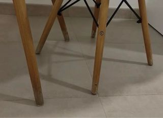 Mesa redonda de 90cm con cristal y 2 sillas