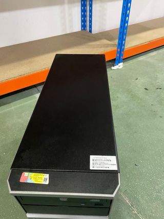 Servidor HP ProLiant ML310 Gen8 V2