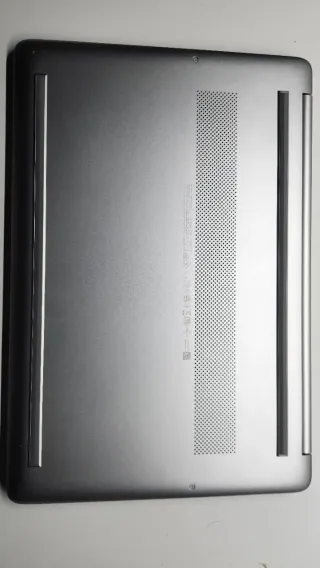 Portátil HP 15s-fq2146ns Negro