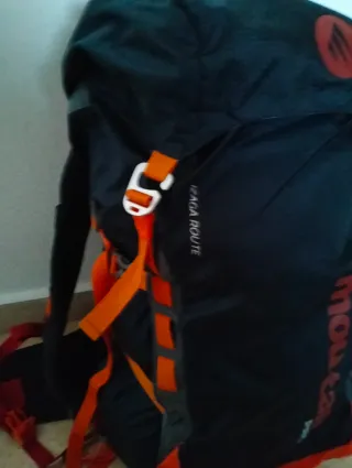 Mochila Mountain Pro 40L modelo Izaga Route