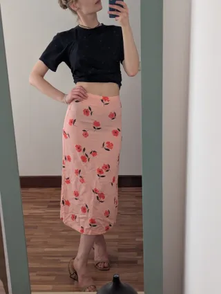 Falda larga floral rosa