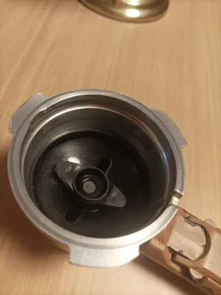 Portafiltro cafetera madera