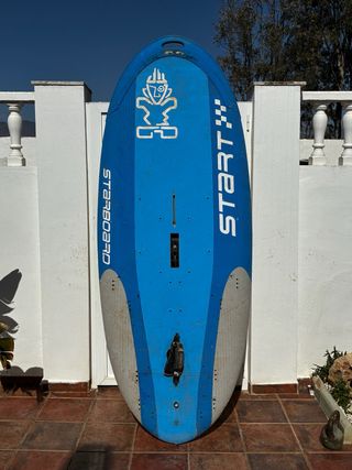 Tabla Windsurf Starboard inciación.
