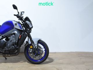 YAMAHA MT-09 (A)