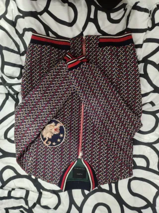 Chaqueta Bomber Zara Diseño Retro Bordado