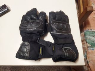Casco moto, guantes y bolsa