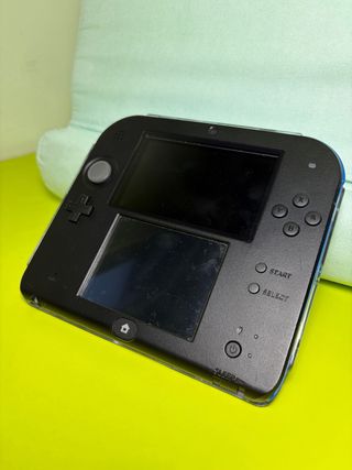 Nintendo 2DS Negra y Azul