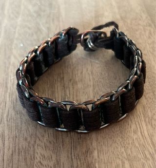 PULSERAS CUERO MARRON
