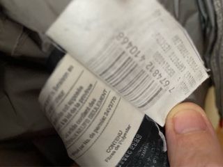 Abrigo Prada plumífero gris