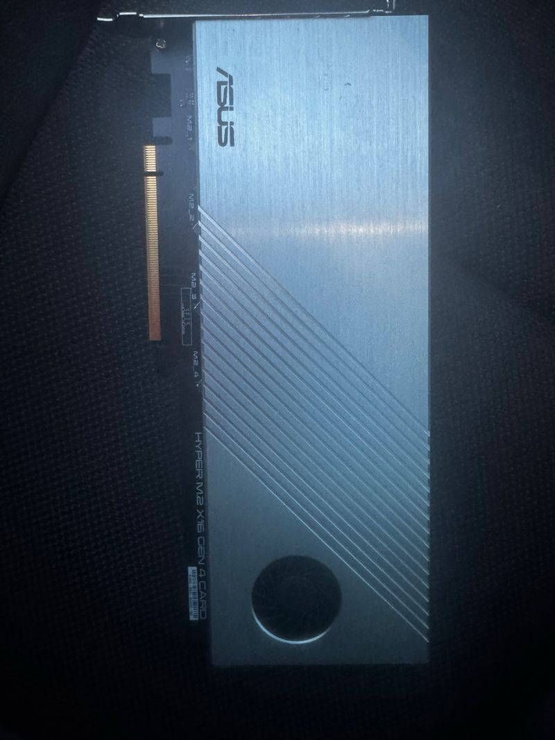 ASUS HYPER M.2 X16 GEN 4 CARD