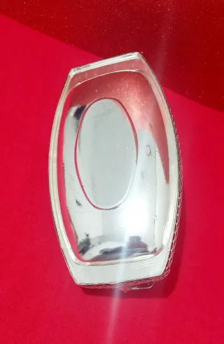 Bandeja decorativa con asa