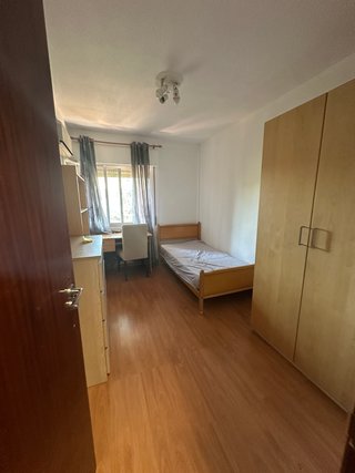 SE ALQUILA HABITACIONES