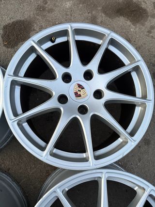 Llantas Porsche Panamera S 18 pulgadas