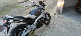 Suzuki GSR 600 2008 Plata 26.500 km