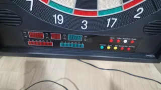 Diana Electrónica con Puertas y Dardos