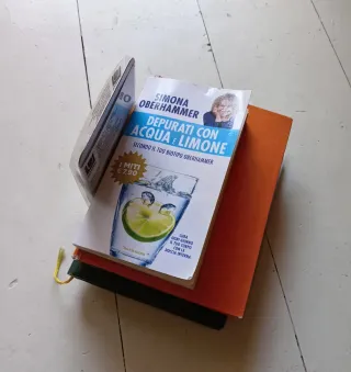 Mensola invisibile per libri - Nuova