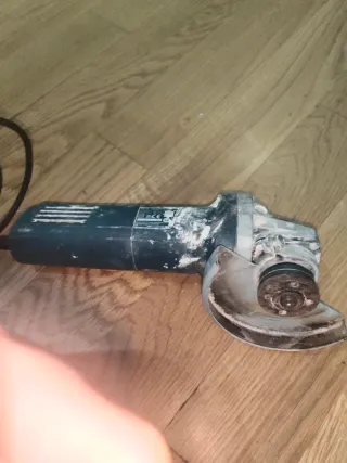 Radial Bosch GWS 700