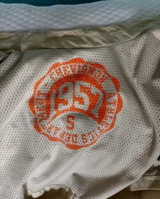 Cortavientos Chevignon Beige/Naranja