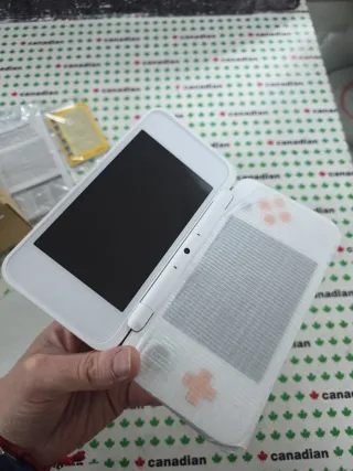 Nintendo 2DS XL Blanca y Naranja