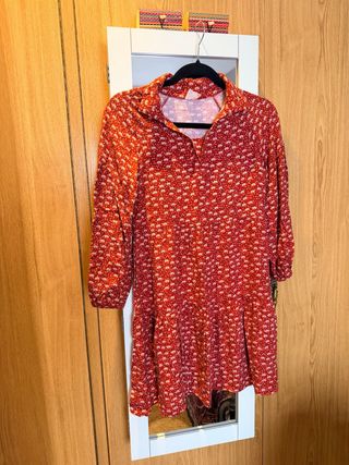 Vestido estampado floral rojo