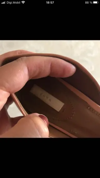 Zapatos de tacón rosa