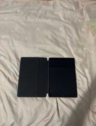 iPad 9 Gen (2021) + Teclado