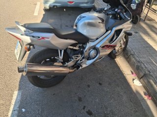 Honda CBR600 F Vendo o cambio