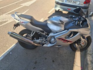 Honda CBR600 F Vendo o cambio