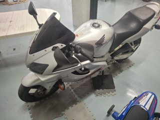 Honda CBR600 F Vendo o cambio