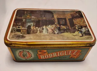 Antigua caja de lata "Galletas Rodríguez" Reus