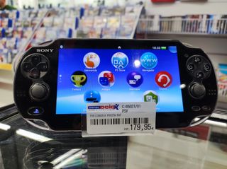 PSVITA WIFI  (SEMINUEVA)
