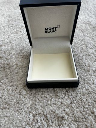Caja Mont Blanc Negra Vacía
