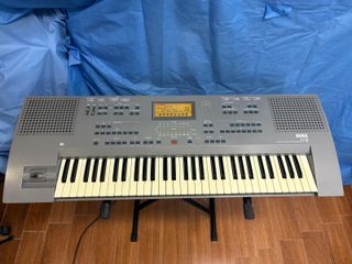 Teclado Korg iS50