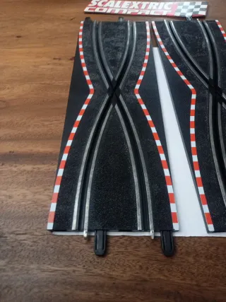 Lote 2 Cruces Scalextric Compact