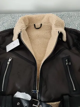 Chaqueta efecto piel y borrego Talla M